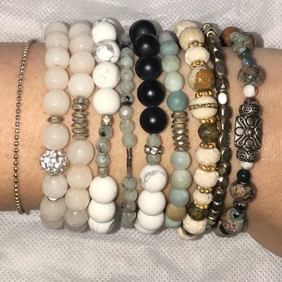 Beaded Stone Bracelet - Picture 2 of 2